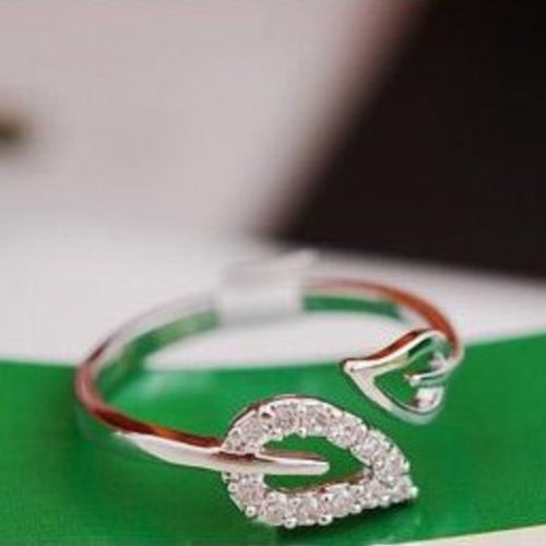 Couple Leaves Love Ring