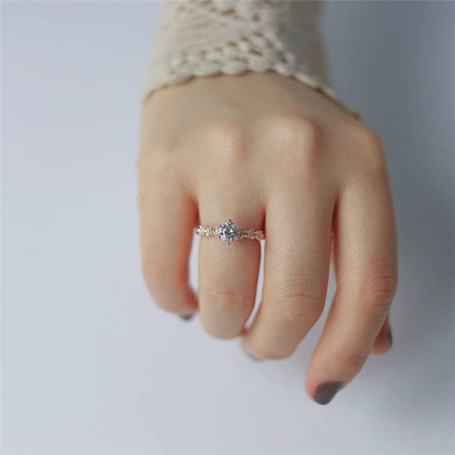 Flower Solitaire Ring