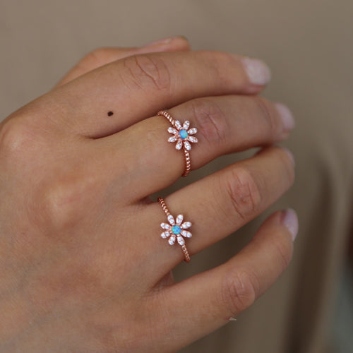 rose gold color daisy dainty flower ring