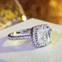 Load image into Gallery viewer, Almeria Engagement Ring