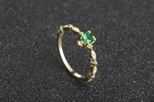 Load image into Gallery viewer, Green Stone Crystal Ring