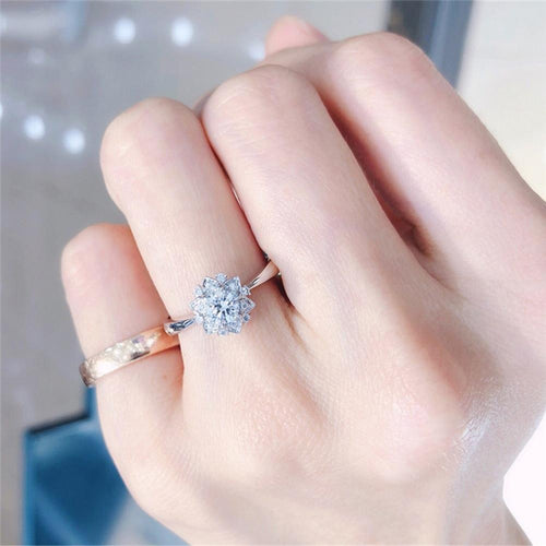 Luxury Floral Rhinestone Ring