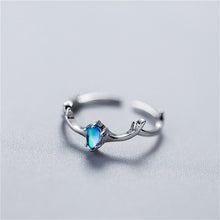 Load image into Gallery viewer, BLUE CRYSTAL ELK SILVER RING