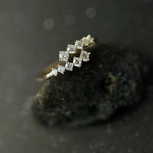 Load image into Gallery viewer, Dainty White Crystal Ring